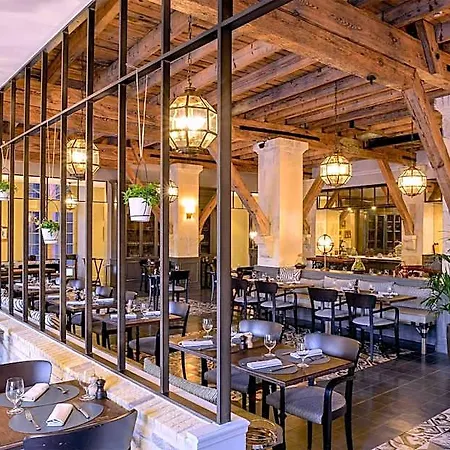 Chais Monnet Hotel