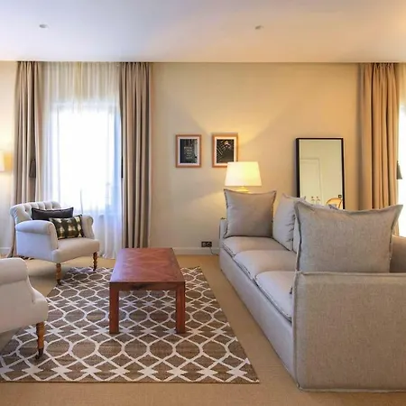 Chais Monnet Hotel 4*