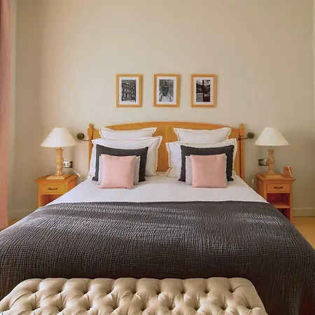 Hotel Chais Monnet 4*