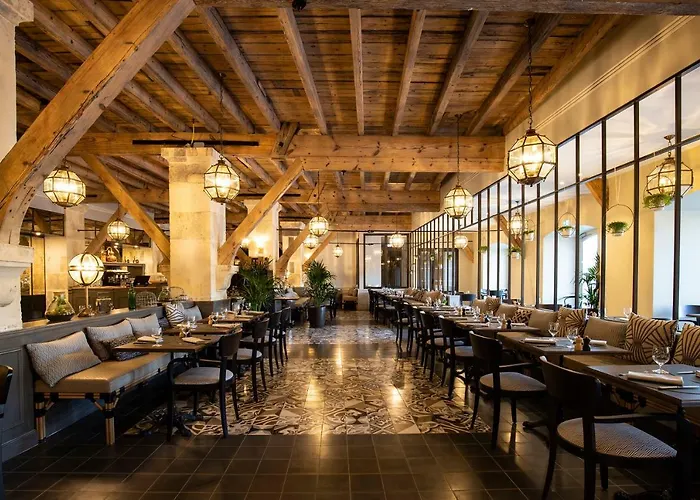 Chais Monnet Hotel 4*